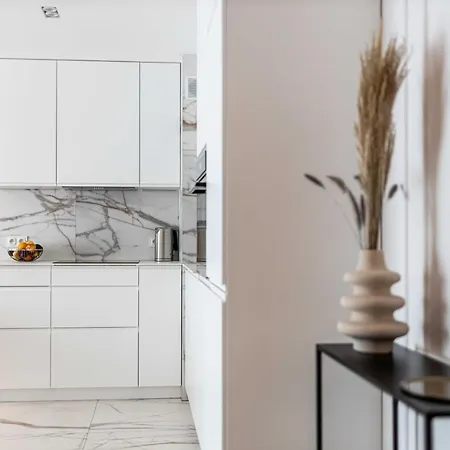 Luksus W Centrum Nad Odra * 브로츠와프